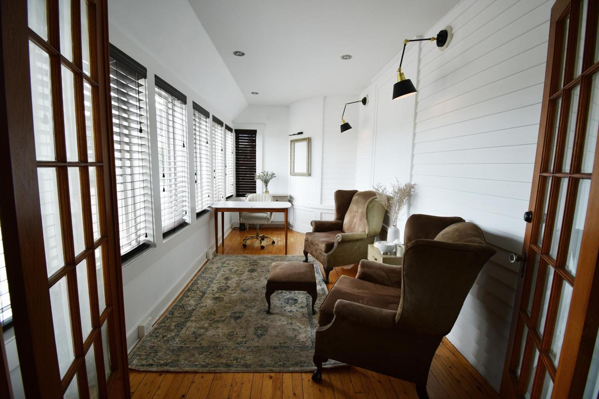 Chateau Queen By Bower Boutique Hotels 蒙古顿 外观 照片